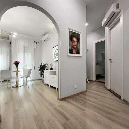 Apartman Eurlakesuite *